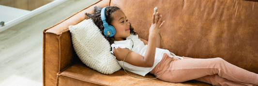 How to choose safe & durable headphones for kids & teens